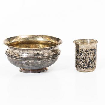 Skål samt bägare, silver, Moskva 1814 resp 1851.