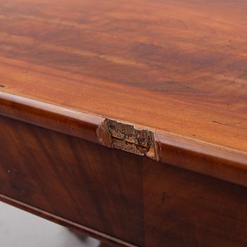 BORD, Karl Johan, 1800-talets mitt.