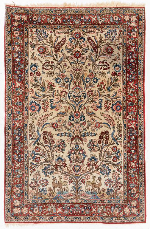 Rug, oriental, figural, approx. 138 x 212 cm.