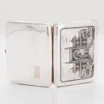 Cigarettetui, silver, niello, Sovjetunioinen, fjärde juvelartellen, Moskva, 1954-60.