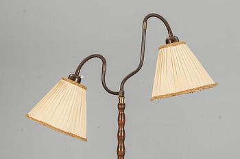 GOLVLAMPA, 1900-talets första hälft.