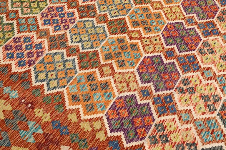 Matta, Kelim, ca 345 x 257 cm.