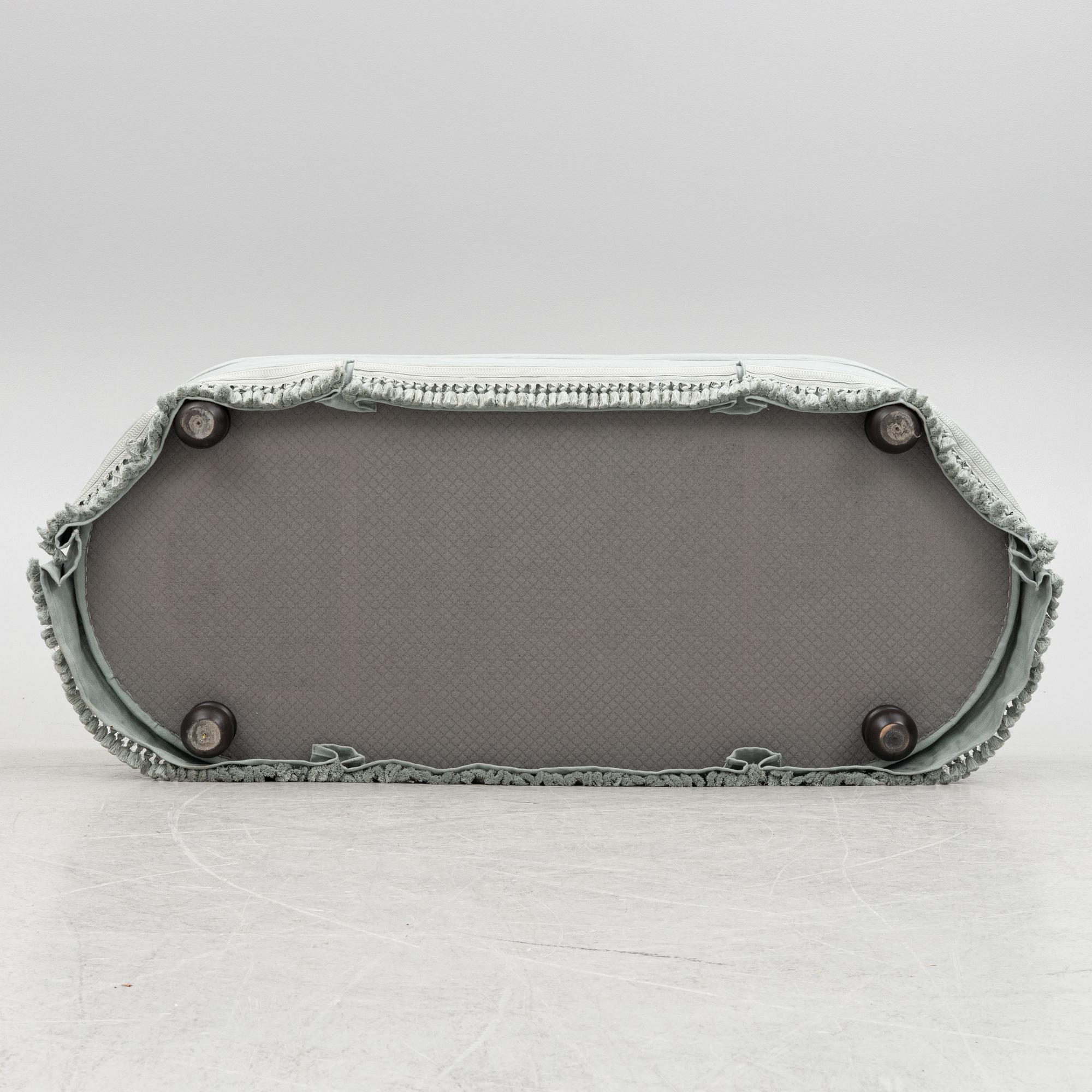 Caroline Roth & Susanne Lundberg, a 'Ralph Love Seat' sofa, RIJD Interior.