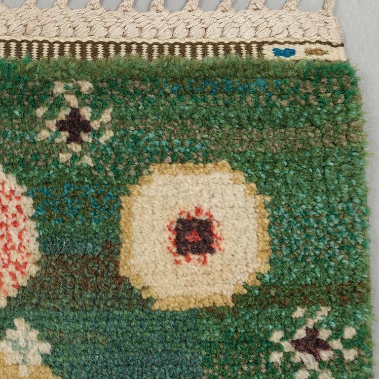 Barbro Nilsson, A CARPET, "Gröna rabatten", knotted pile, ca 329,5 x 229,5  cm, signed AB MMF BN.