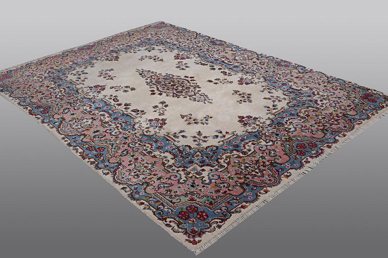 A carpet, Kirman, ca 280 x 213 cm.