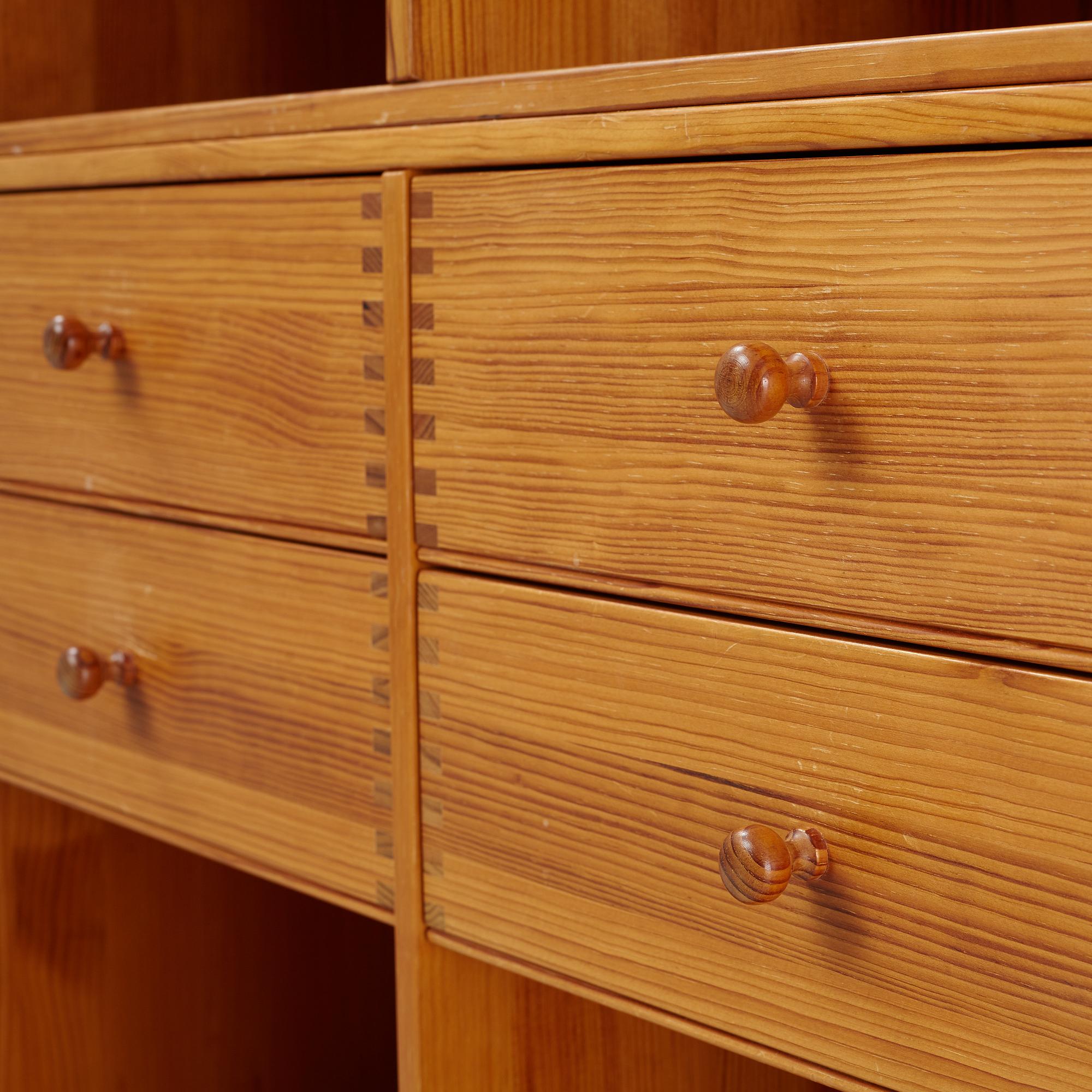 Andreas Hansen, a set of four bookcase modules from Hadsten Træindustri, Denmark.