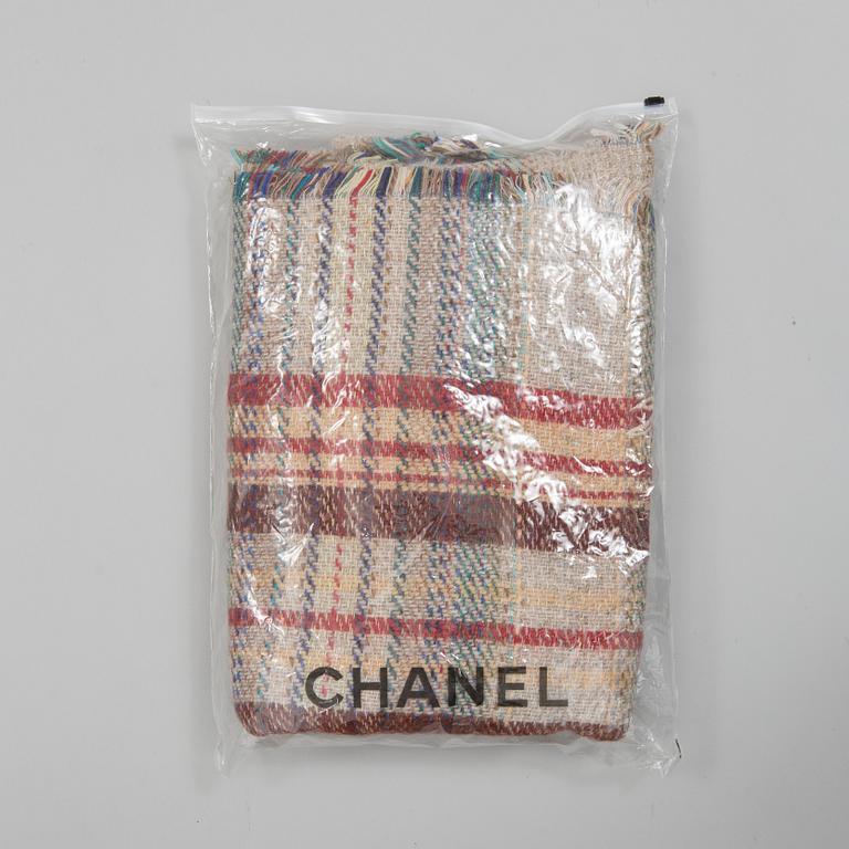 PLÄD, Chanel.