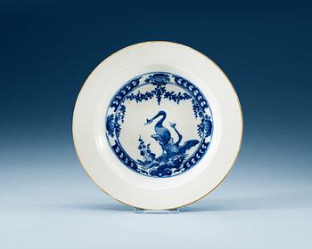 1700. A blue and white armorial soup dish, Qing dynasty, Qianlong (1723-35).