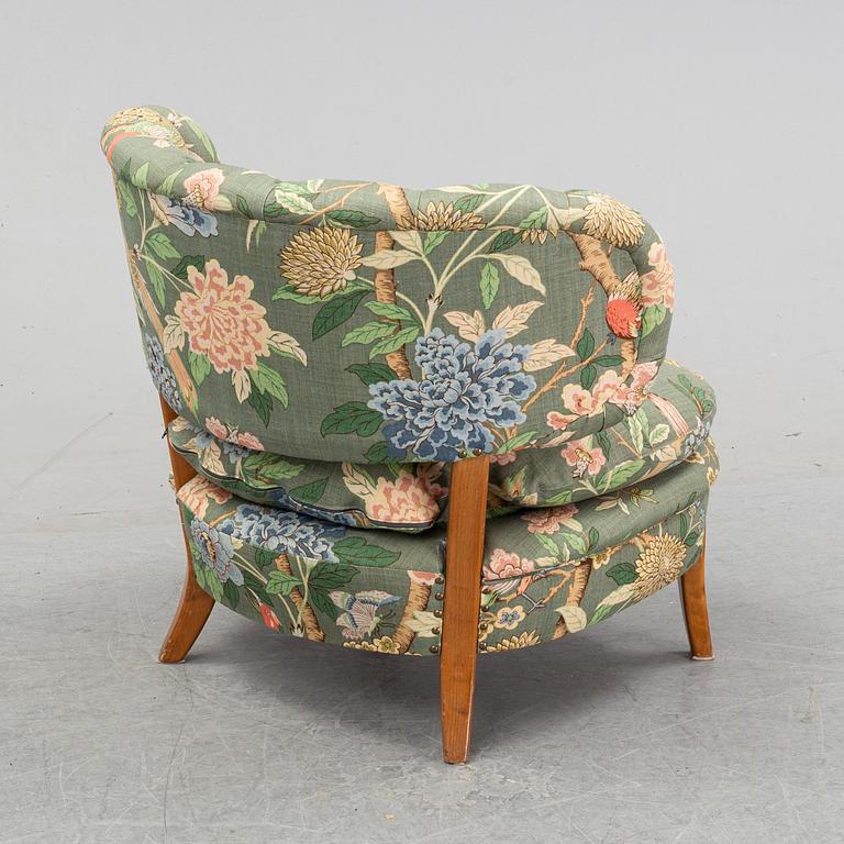 A 'Schulz' easy chairs by Otto Schulz for JIO, mid 20th Century.