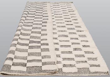 Matto, Morocco, ca 302 x 197 cm.