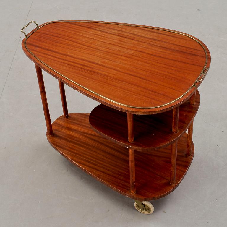 SERVERINGSVAGN, 1940-tal.