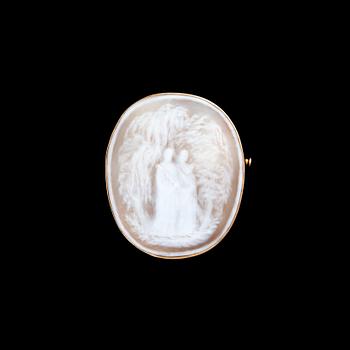 452. Eva Gyldén, A CAMEO / BROOCH.