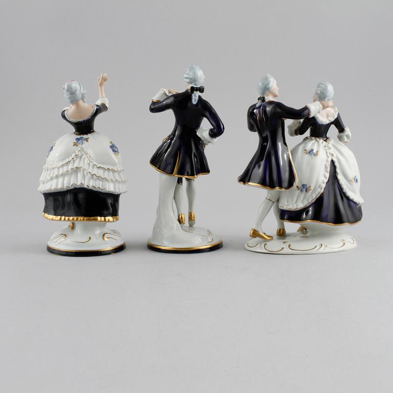 FIGURINER, 3 st, porslin Royal Dux, Tjeckoslovakien, 1900-talets andra hälft.