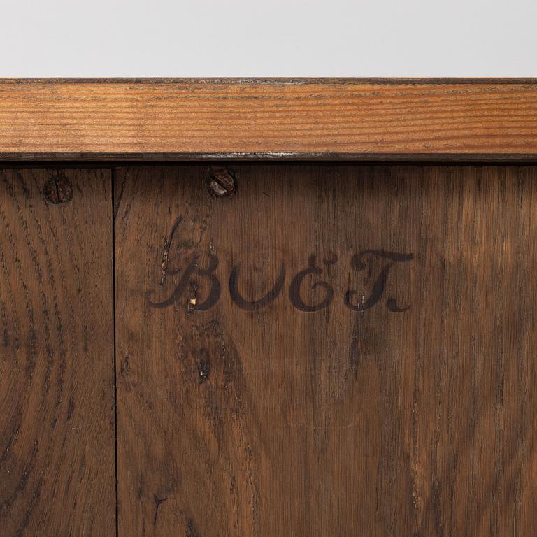 Otto Schulz, an oak sideboard, Firma Boet, Sweden 1940s, Swedish Modern.