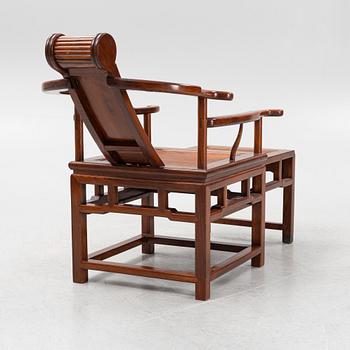 A hardwood resting chair, 20th century.