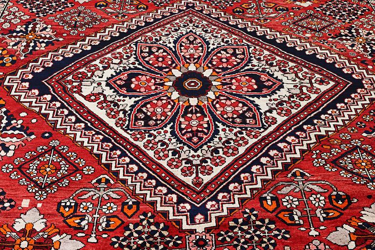 A Bakhtiari, c. 340 x 226 cm.