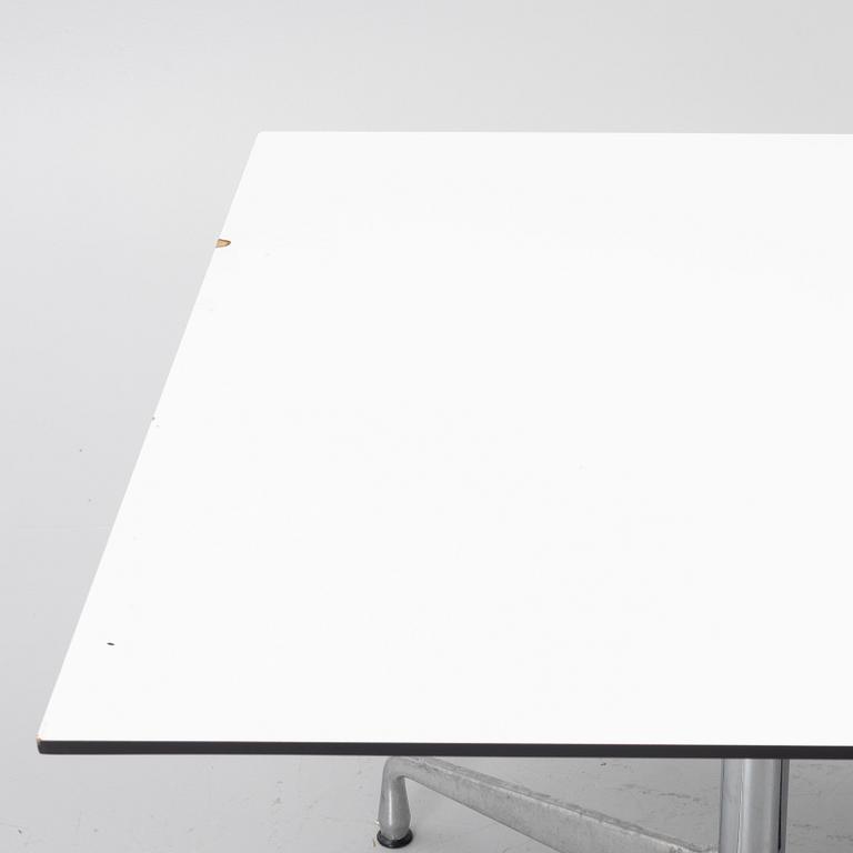Charles & Ray Eames, Matbord, "Segmented Table", Vitra, 2000-tal.