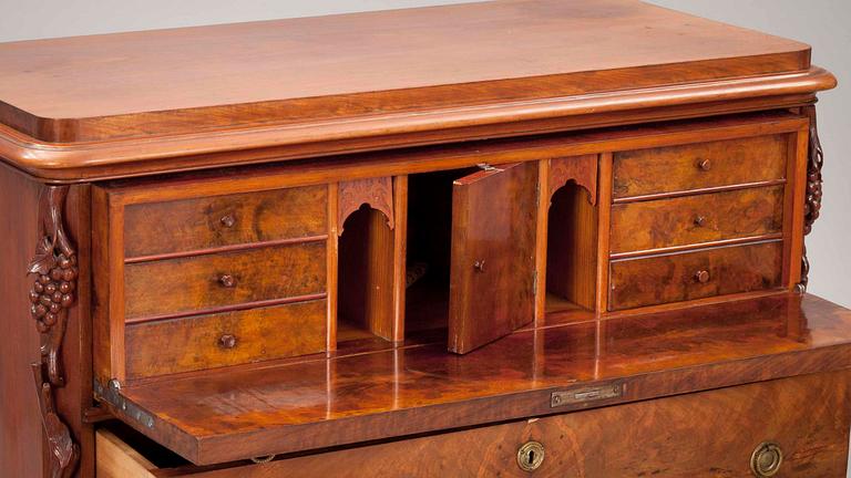 SKRIVBYRÅ, nyrokoko. 1800-talets mitt.