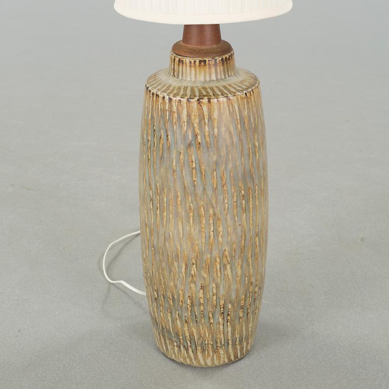 GUNNAR NYLUND, bordslampa, stengods, "Rubus", Rörstrand, 1950/60-tal.