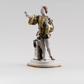 FIGUR, porslin, Ryssland, 1900-talets mitt.
