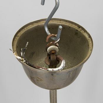 Paavo Tynell, A 1930s made to order chandelier for Taito.