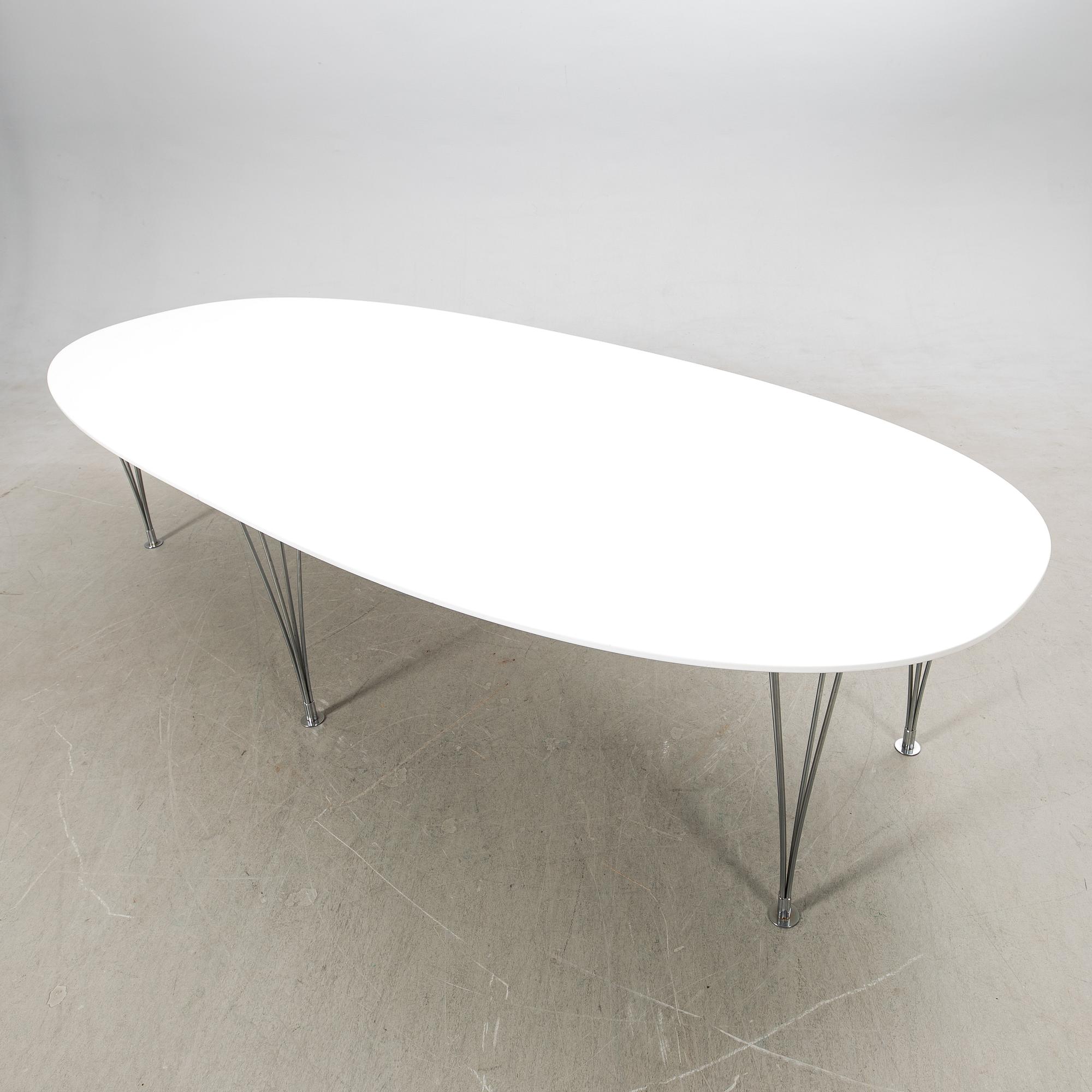 Bruno Mathsson, & Piet Hein, matbord, "Superellips", Bruno Mathsson International, Värnamo.