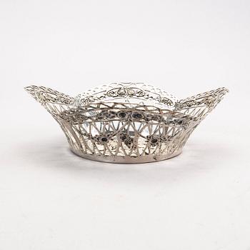 A silver bowl, undistinct mark, silver 830.