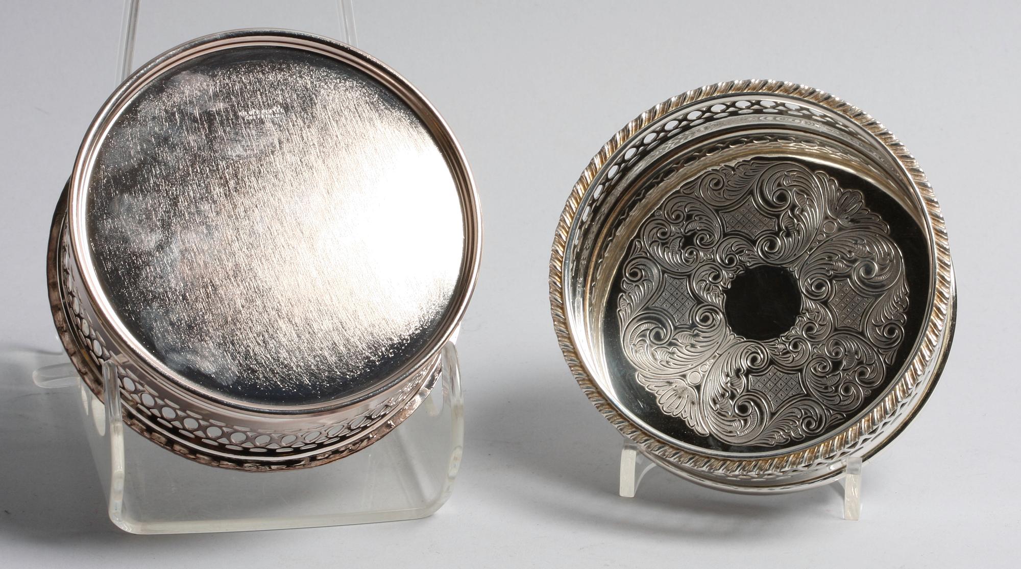 COASTERS, 2 st, nysilver.