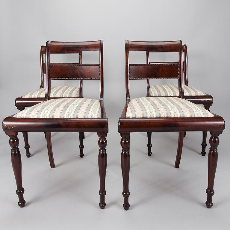 A SET OF FOUR CHAIRS, England, 20th century.