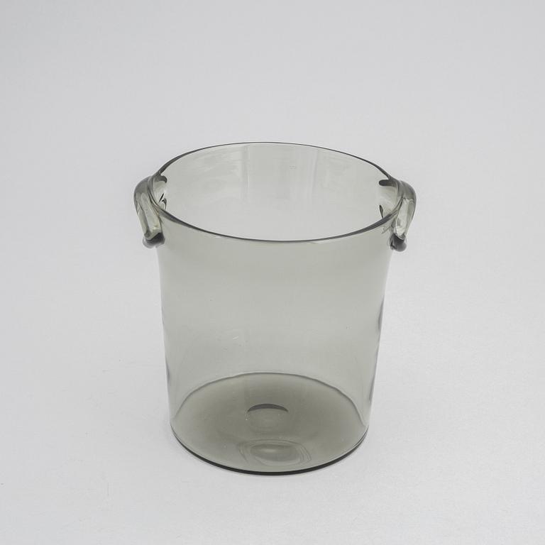Nils Landberg, a glass champagne/wine cooler, Orrefors, 1950s.