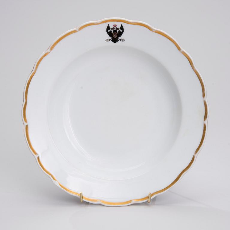 LAUTANEN, posliinia, M.S Kuznetsov, Dmitrov-tehdas, Venäjä 1892-1917.