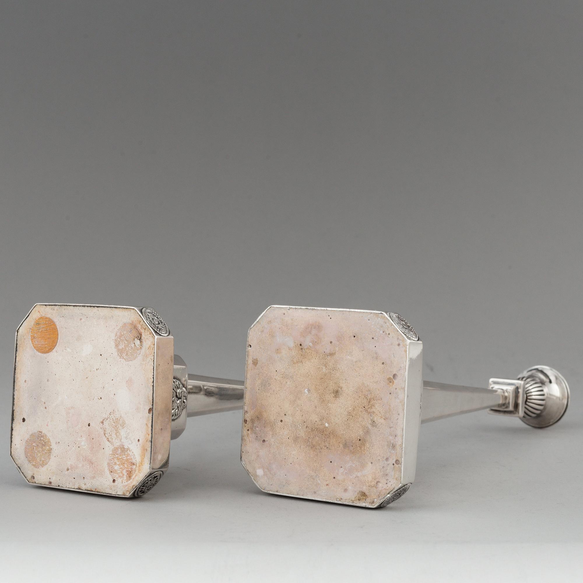 A pair of Swedish 18th century silver candlesticks, mark of Pehr Zethelius, Stockholm 1799.