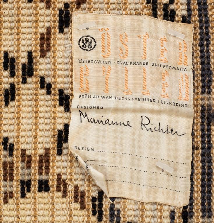Marianne Richter, a carpet, "Löfstad", machine made with pile, ca 191 x 133,5 cm.