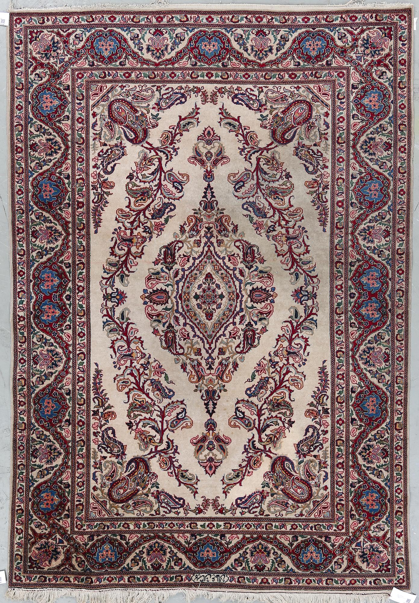 MATTA, semiantik Keshan. Ca 213 x 146 cm.