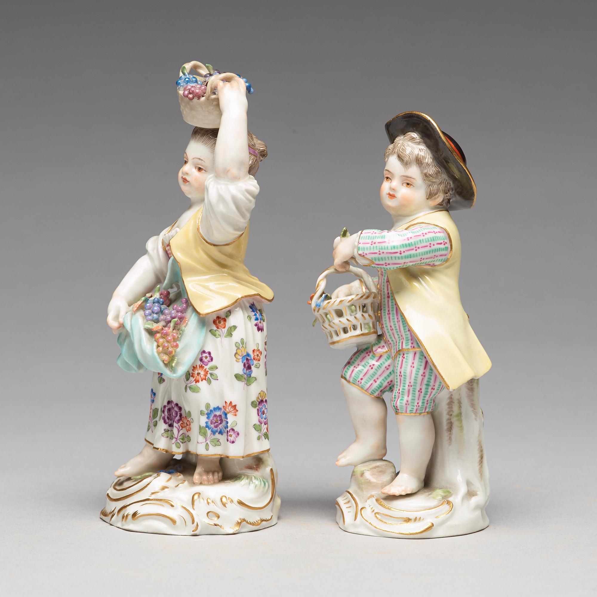 Two Meissen porcelain figurines, 20th Century.