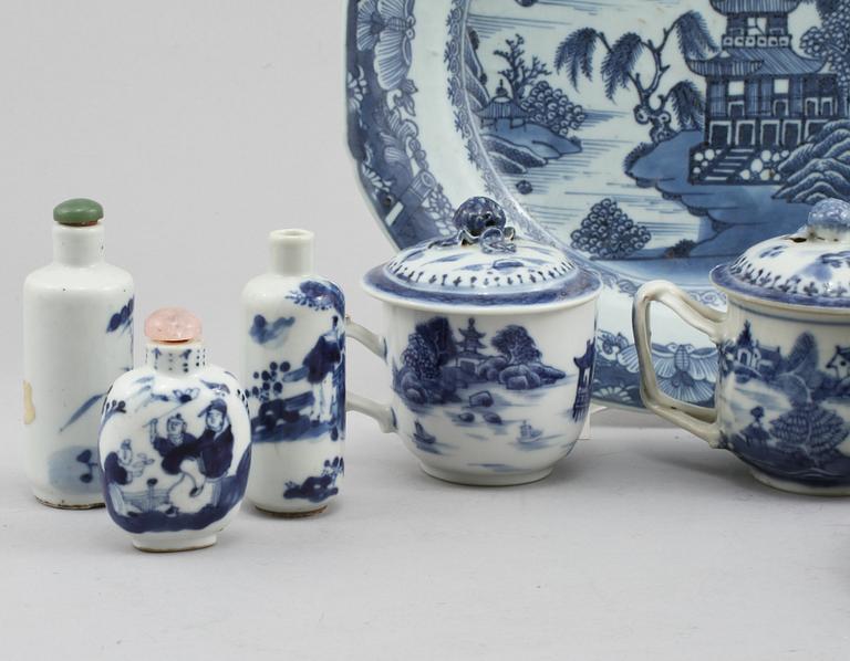 PARTI PORSLIN, 10 delar, Kina, troligen Ming (1368-1644)-1800-tal.