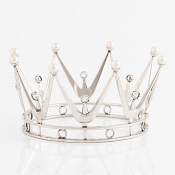 Brudkrona, Ceson, silver med pärlor och vita stenar, Göteborg 1966.