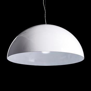 Vico Magistretti,  Sonora 490 ceiling pendat from Oluce.