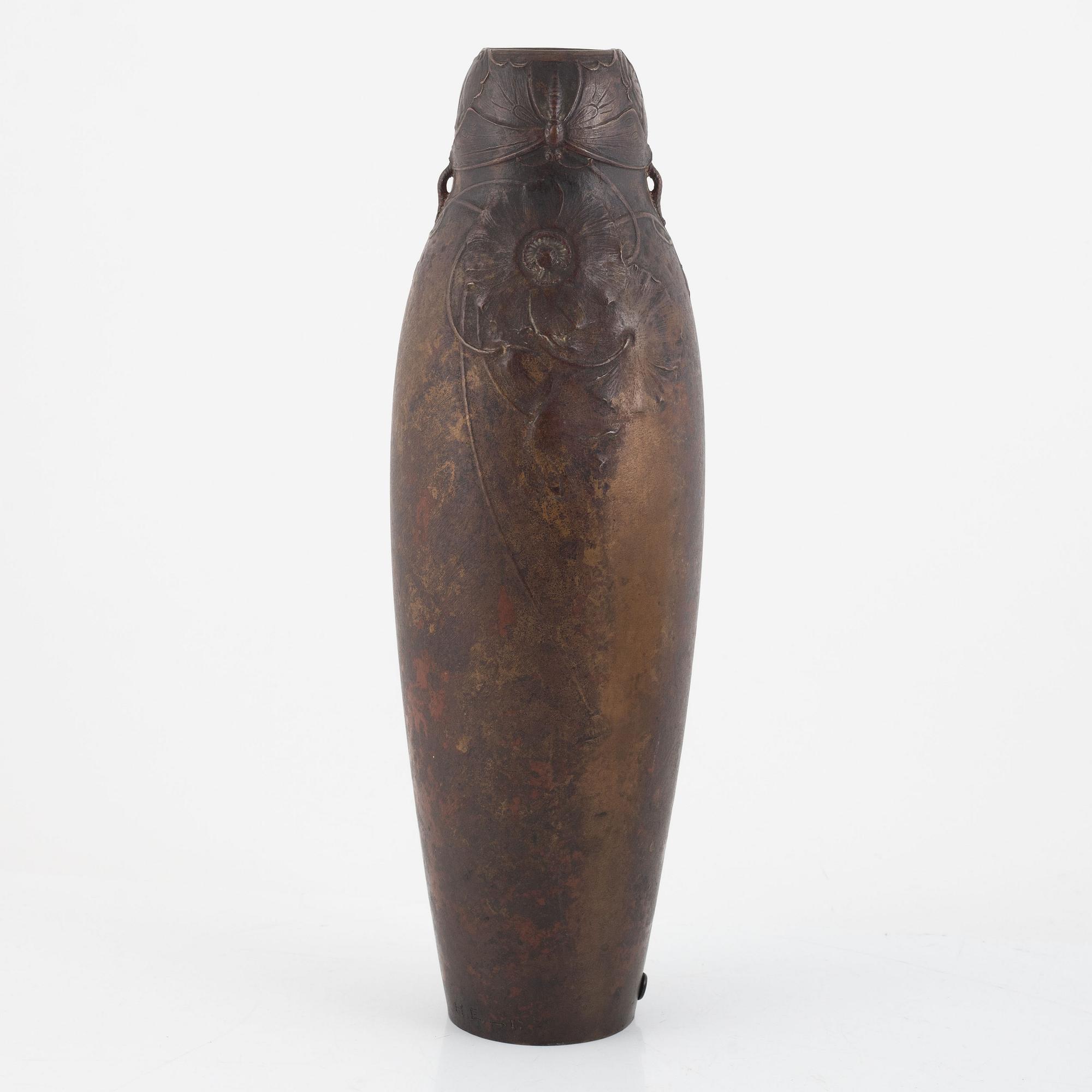 Hugo Elmqvist, vas, jugend, 1900-talets början.