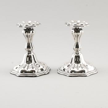 LJUSSTAKAR, 1 par, silver, CG Hallberg, 1945. Vikt ca 320 g.