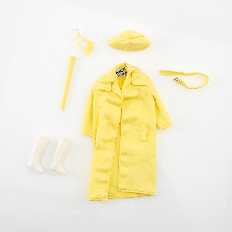 Barbie clothes 4 sets. Vintage including "Fashion Editor" Mattel 1965. "Stormy Weather" Mattel 1963-64.
