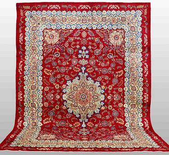 A carpet, Royal keshan, ca 442 x 315 cm.