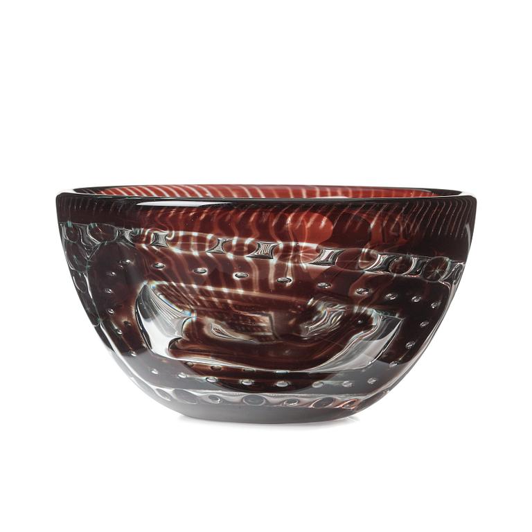 Edvin Öhrström, an "ariel" glas bowl, Orrefors, Sweden 1956.