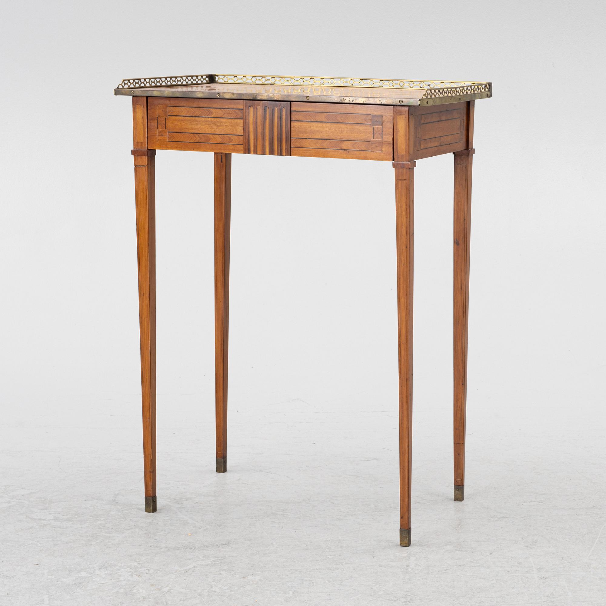 Side table, Gustavian provincial work, late 18th century.