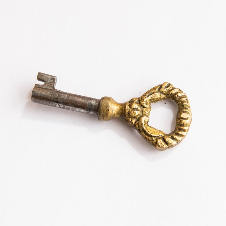 Vitrinskåp Louis XV-stil 1900-talets första hälft.