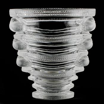 VAS, glas, Lalique, Frankrike, 1900-talets andra hälft.