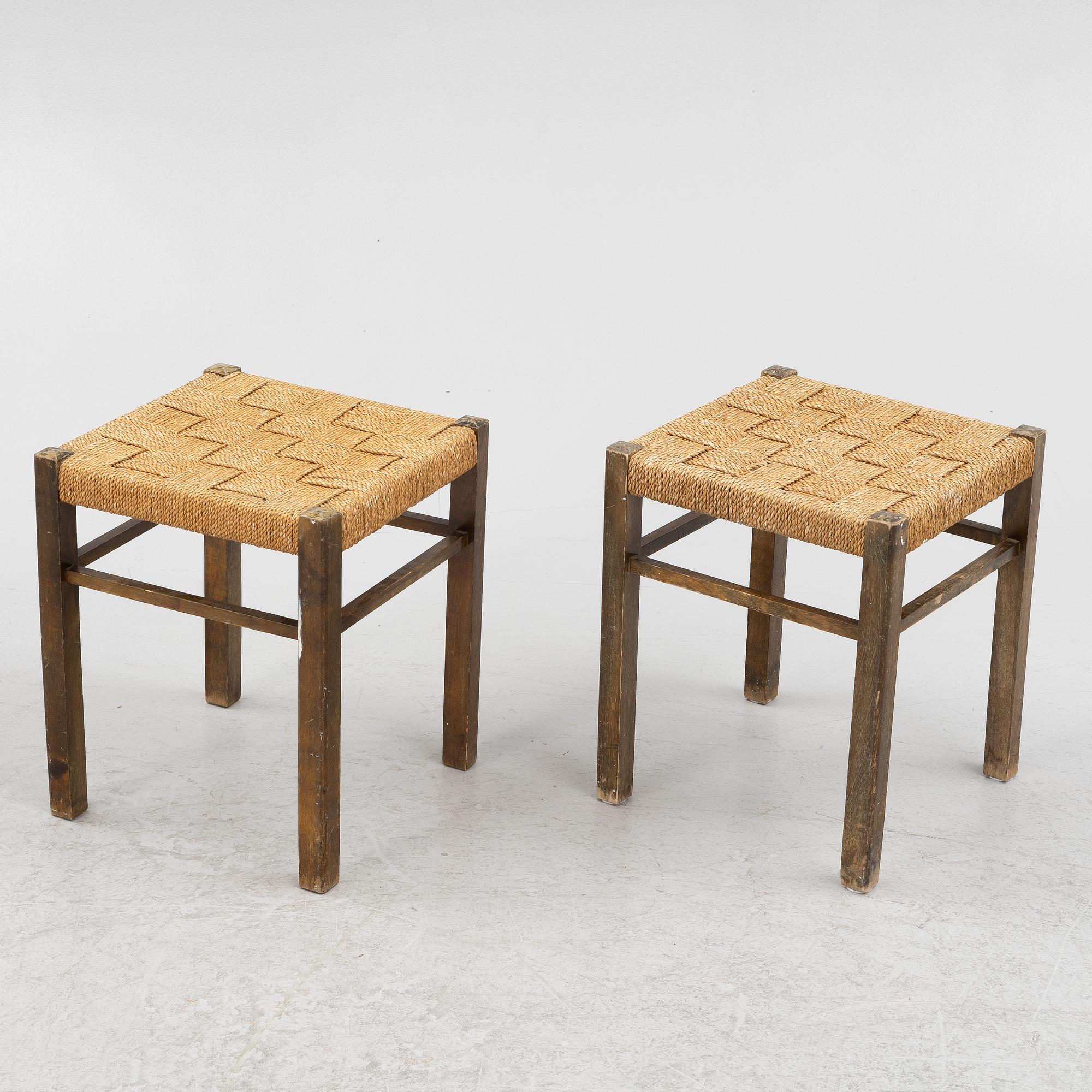 Axel Larsson, pallar, ett par, funkis, Bodafors, 1930-tal.