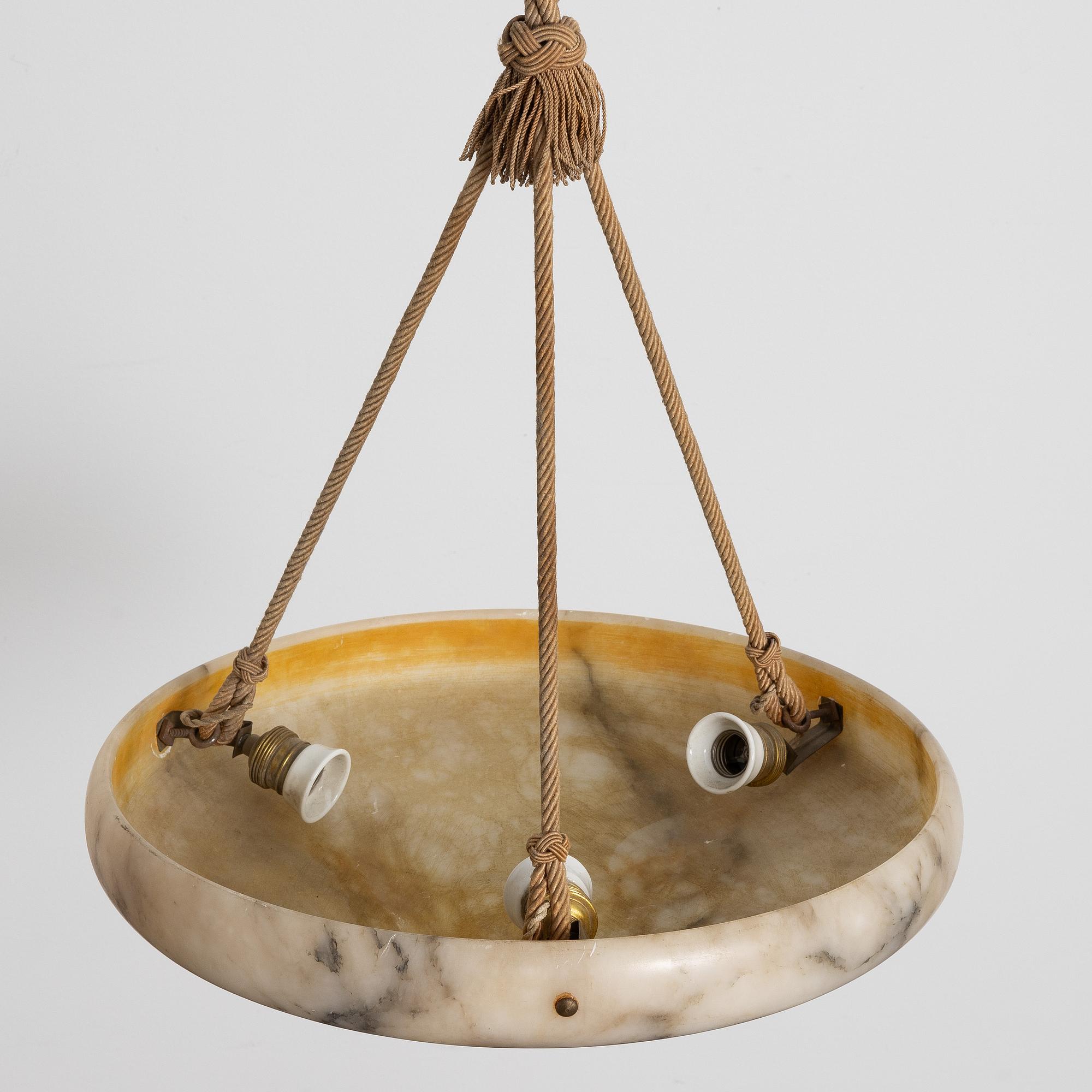 Takampel, alabaster, 1920-tal.