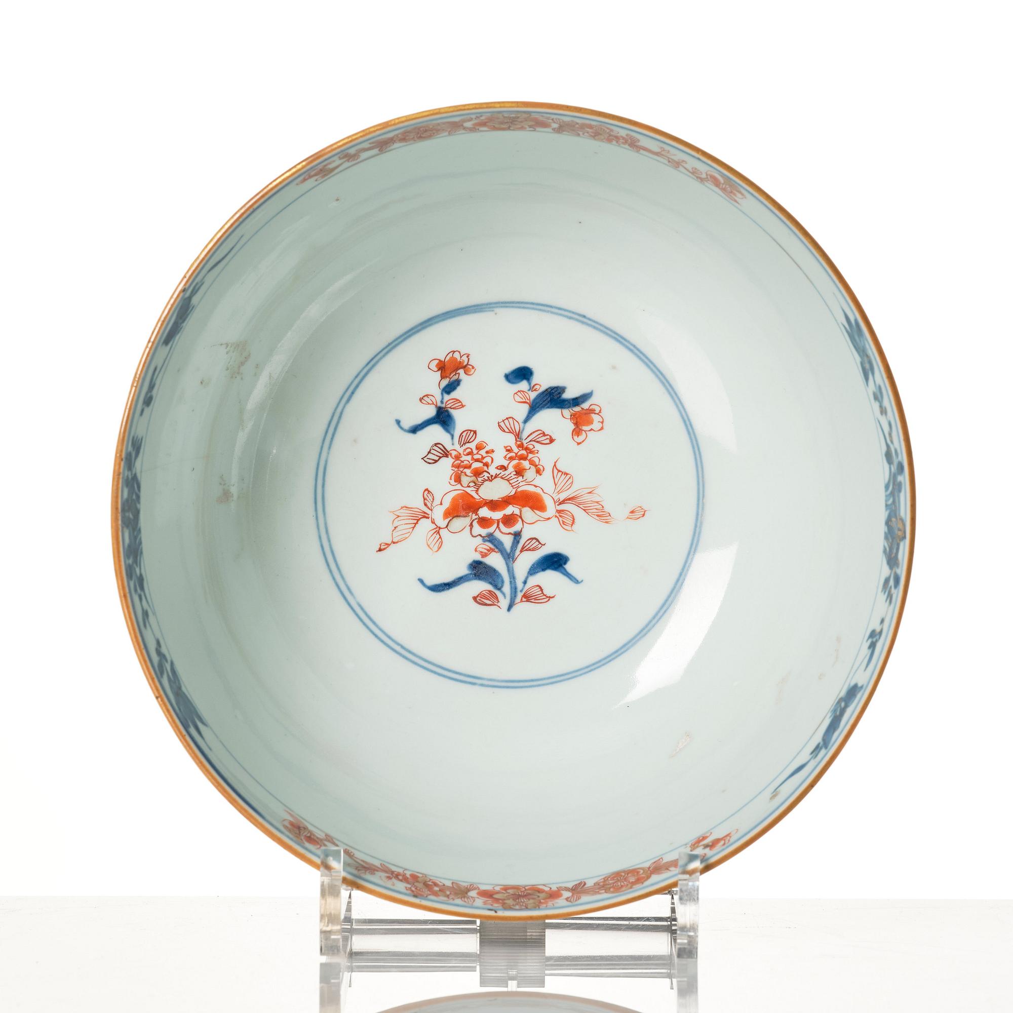 Skål, porslin. Qingdynastin, Kangxi (1662-1722).