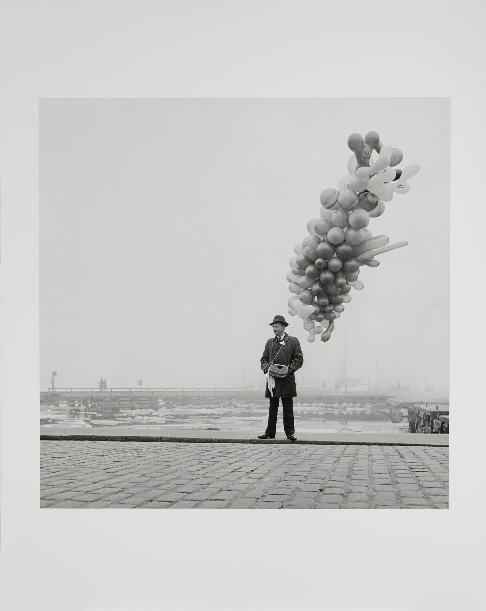 Ismo Hölttö, "Market Square, Helsinki 1964".